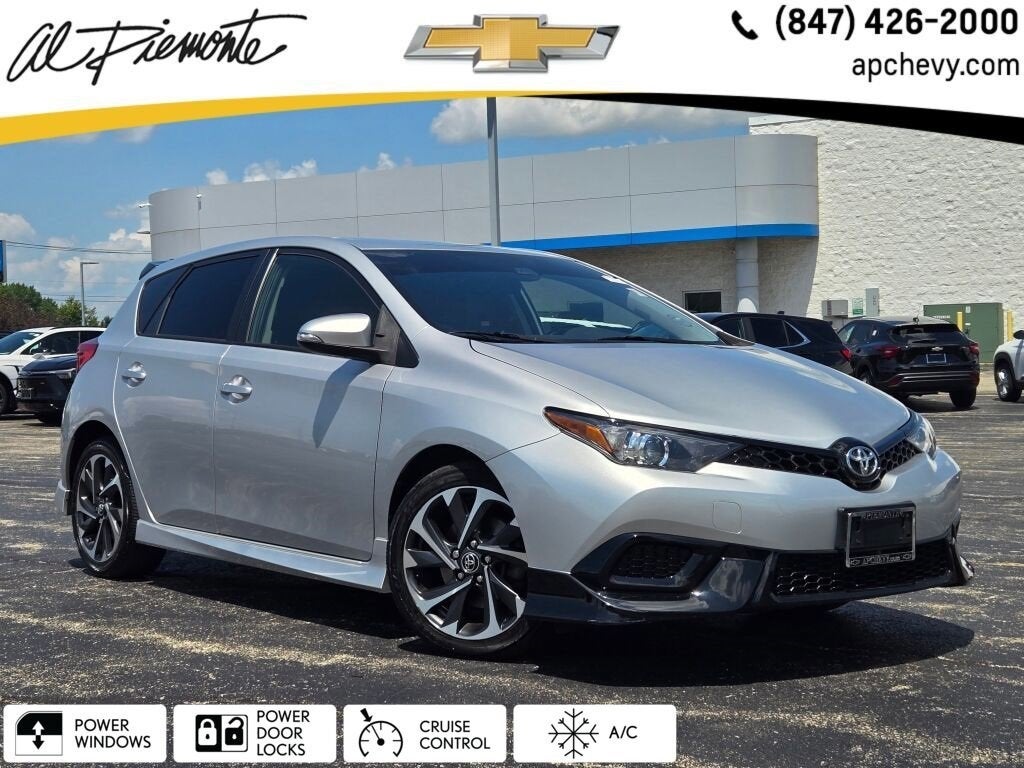 Used 2018 Toyota Corolla iM Base with VIN JTNKARJE2JJ575969 for sale in Dundee, IL