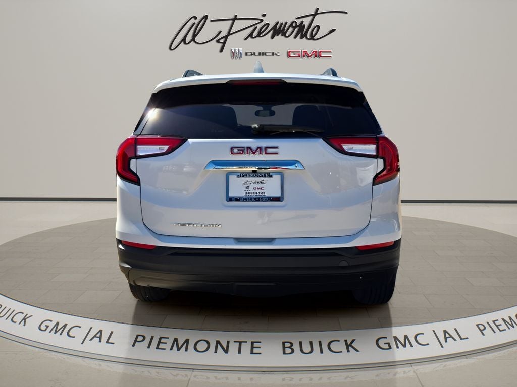2022 GMC Terrain — detail view