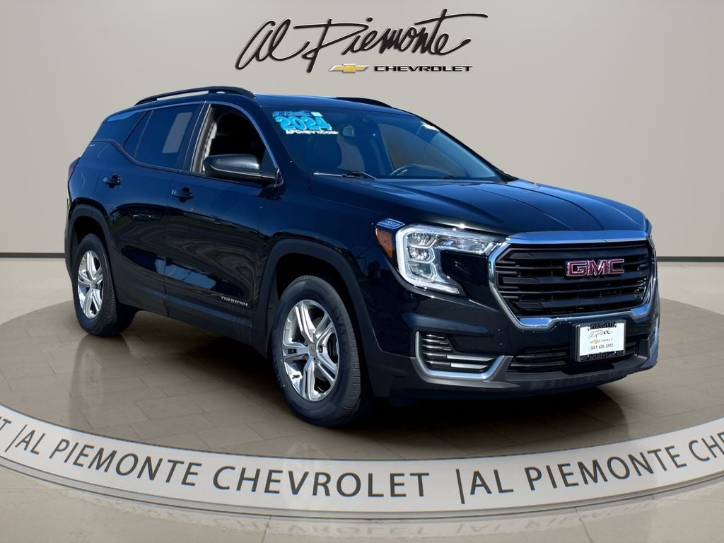 2024 GMC Terrain SLE in Ebony Twilight Metallic — front three-quarter view