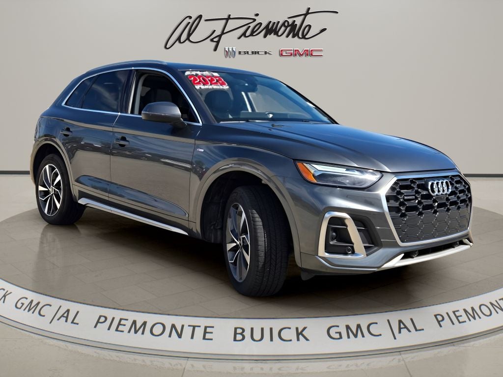 2023 Audi Q5 45 S line Premium quattro in Gray — front three-quarter view